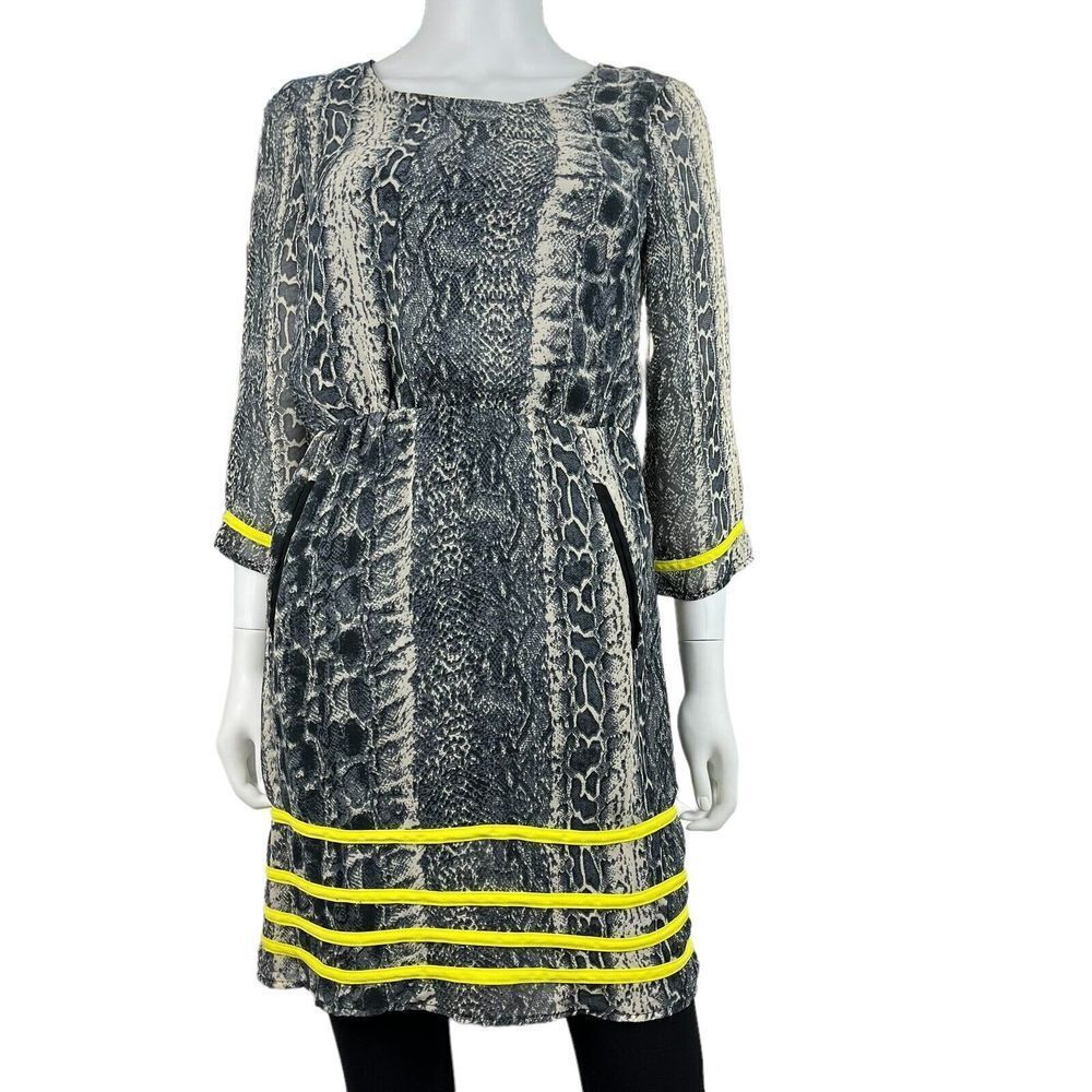 Esley Fully Lined Elastic Waist Sheer Animal Print Dress Size M‎ (S10396)